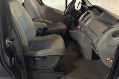 renault-trafic-cerny4