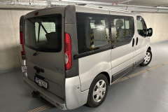 renault-trafic-stribrny3