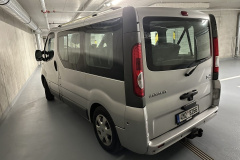 renault-trafic-stribrny5